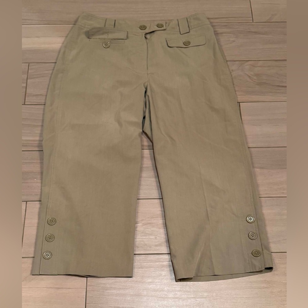 Larry Levine Casual Khaki Crop Pants size 12 stretchy